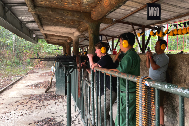 구찌 터널 당일치기 투어